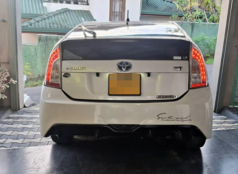 Toyota Prius 2013 - Used Car sale in Sri Lanka - patpat.lk
