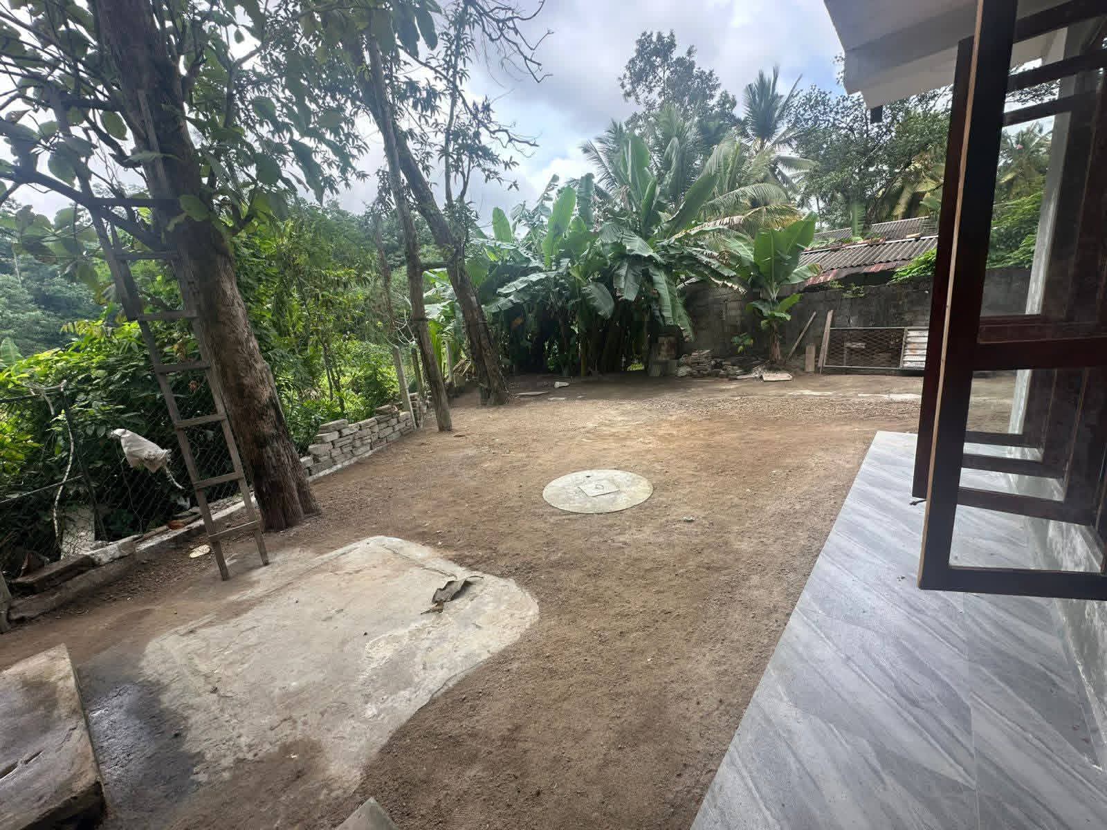 House for Sale in Athurugiriya