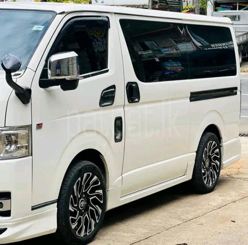 Advertisement image 1