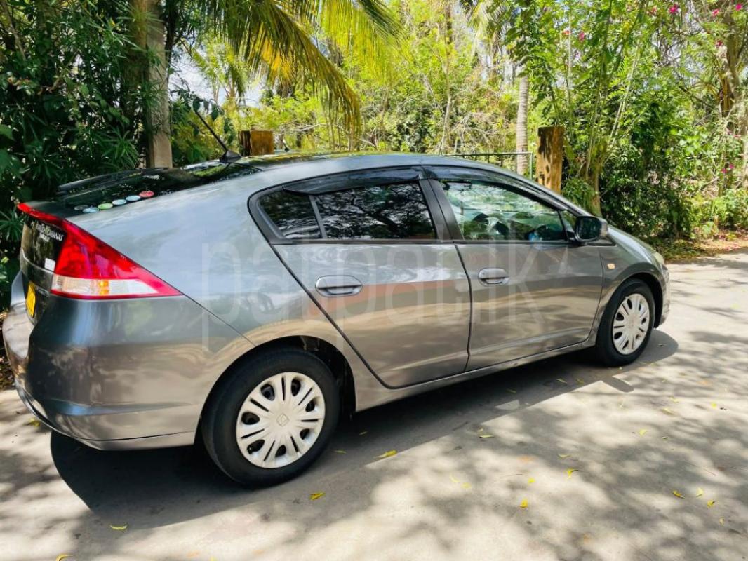 Honda Insight 2009 - Reconditioned Car sale in Sri Lanka - patpat.lk