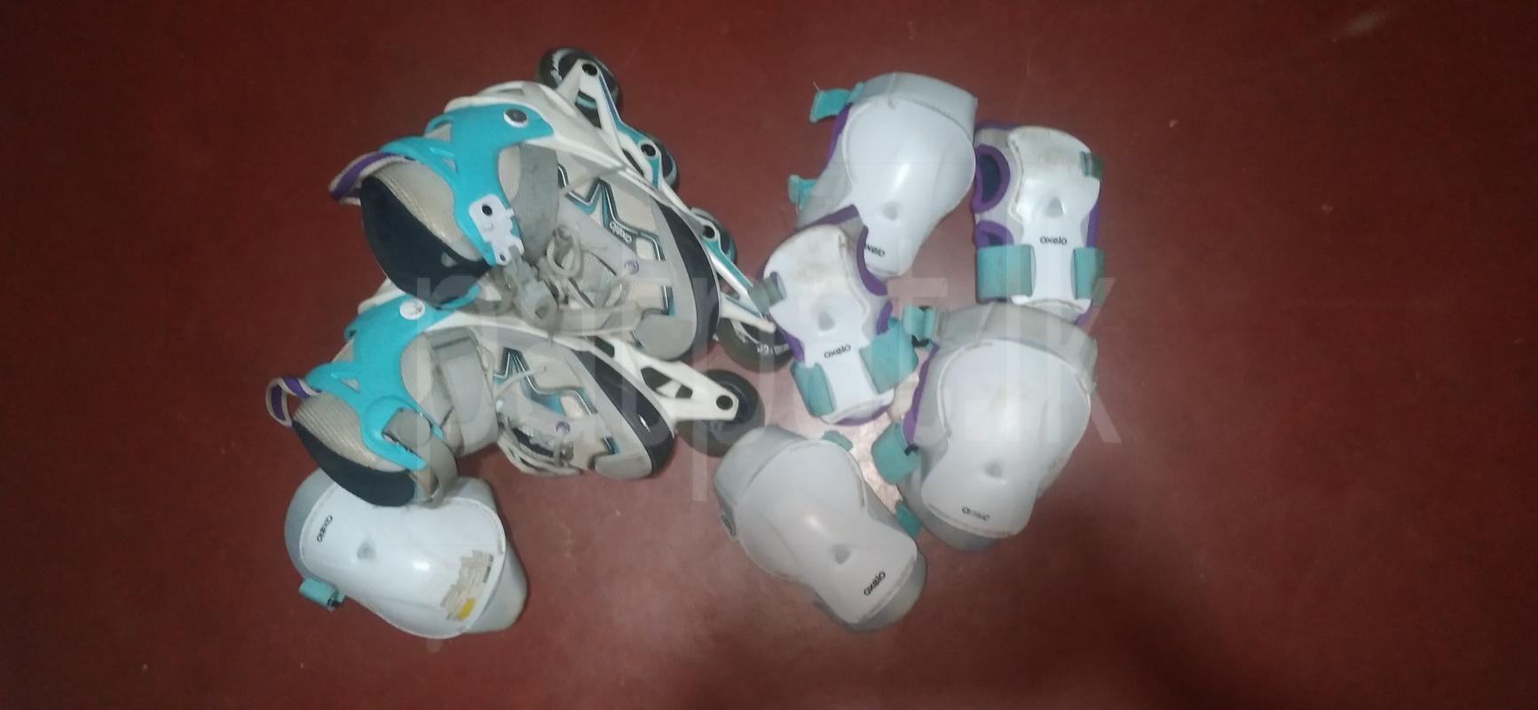 Oxelo Roller Skating Adjustable Shoes And Protection Kit