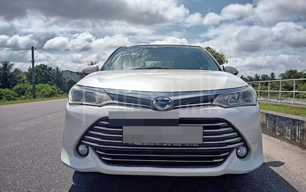 Toyota Axio 2015 - Used Car sale in Sri Lanka - patpat.lk