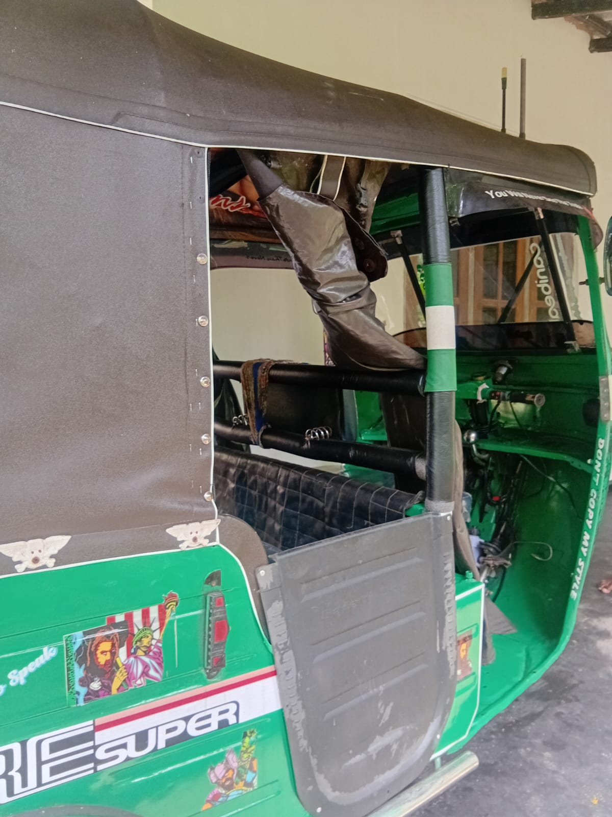 Bajaj 2 stroke 2000 - භාවිතා කරන ලද ත්‍රිරෝද රථය sale in Sri Lanka - patpat.lk