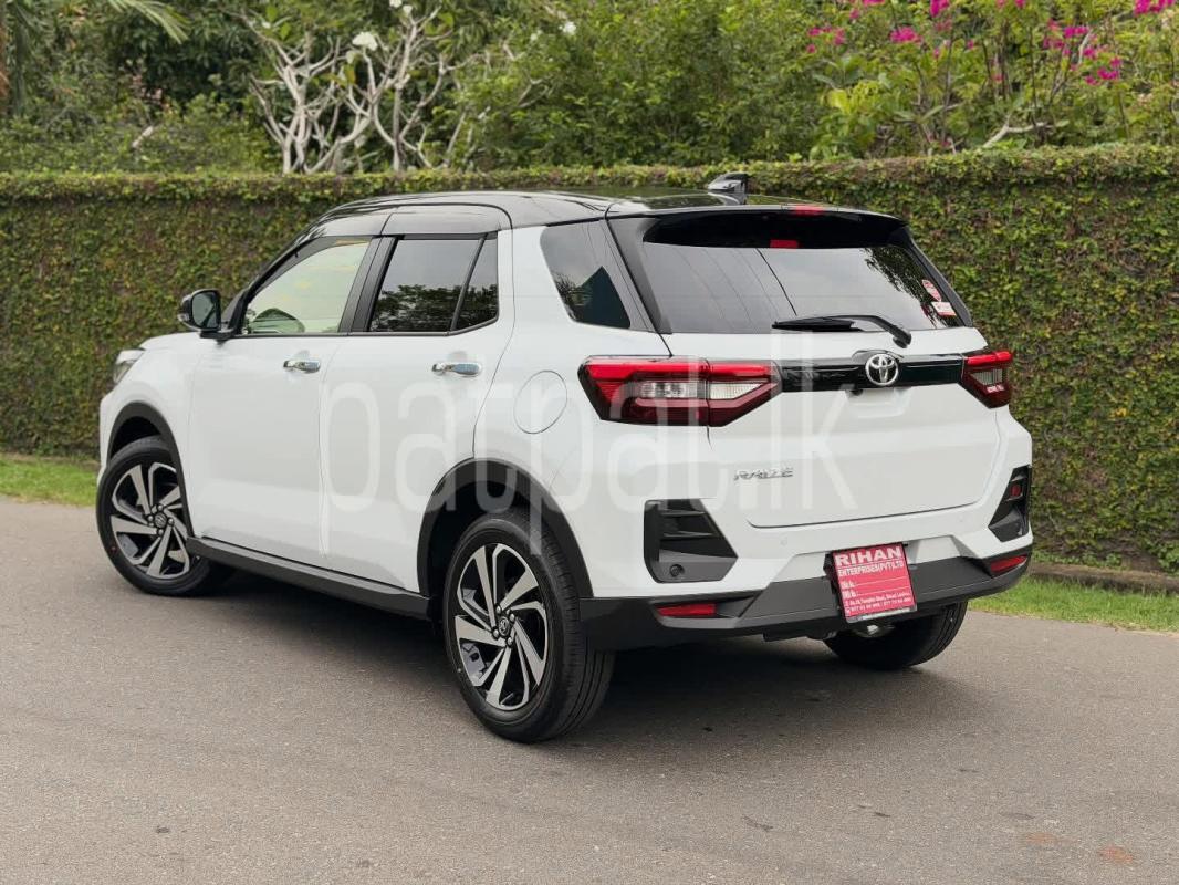 Advertisement image 4