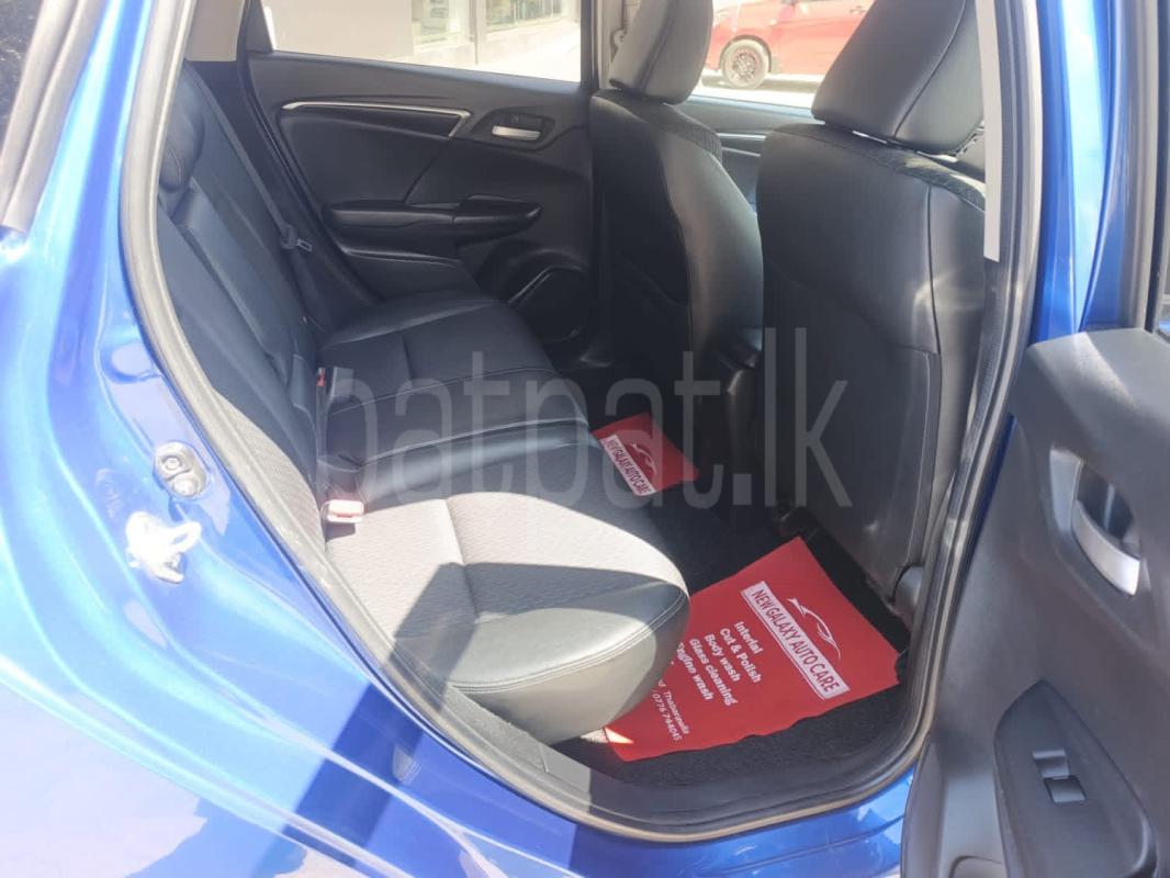Honda Fit 2013 - பயன்படுத்தப்பட்டது கார் sale in Sri Lanka - patpat.lk