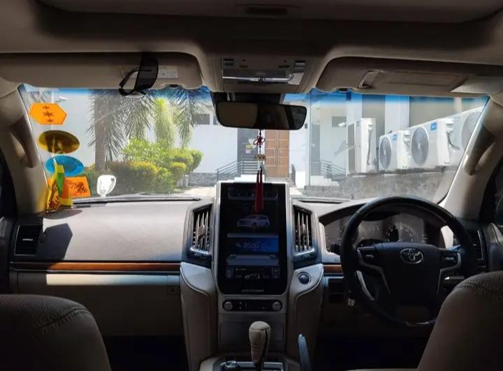 Toyota Land Cruiser Prado 2017 - Used SUV sale in Sri Lanka - patpat.lk
