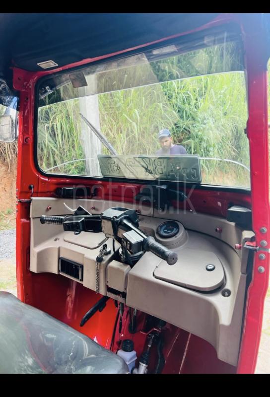 Bajaj Three Wheel 2016 - භාවිතා කරන ලද ත්‍රිරෝද රථය sale in Sri Lanka - patpat.lk