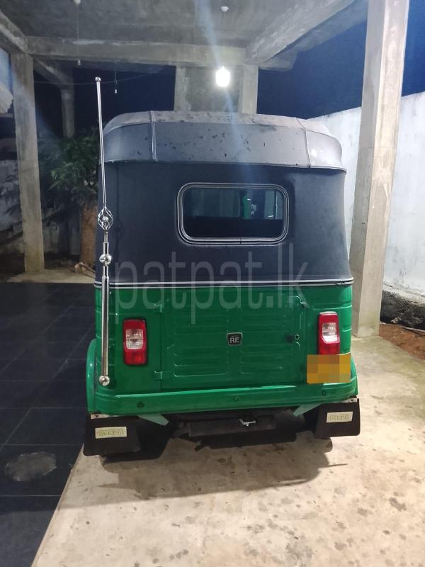 Bajaj 4 stroke 2015 - භාවිතා කරන ලද ත්‍රිරෝද රථය sale in Sri Lanka - patpat.lk