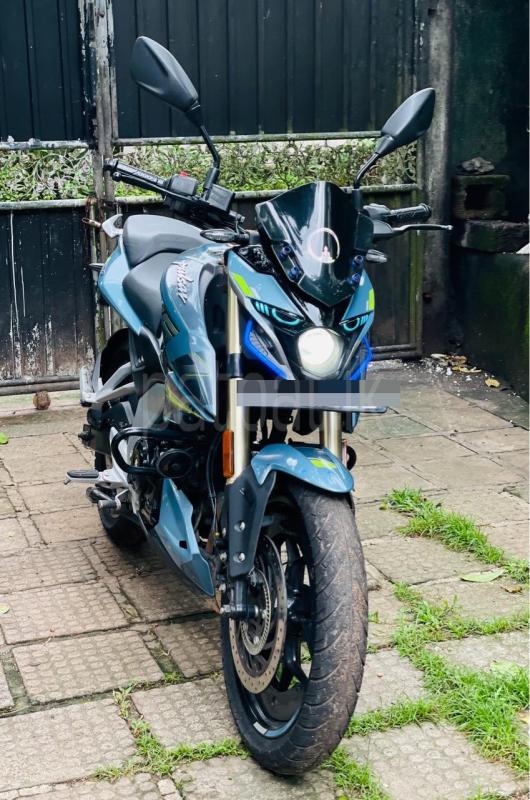 Bajaj Pulsar 2025 - பயன்படுத்தப்பட்டது பைக் sale in Sri Lanka - patpat.lk