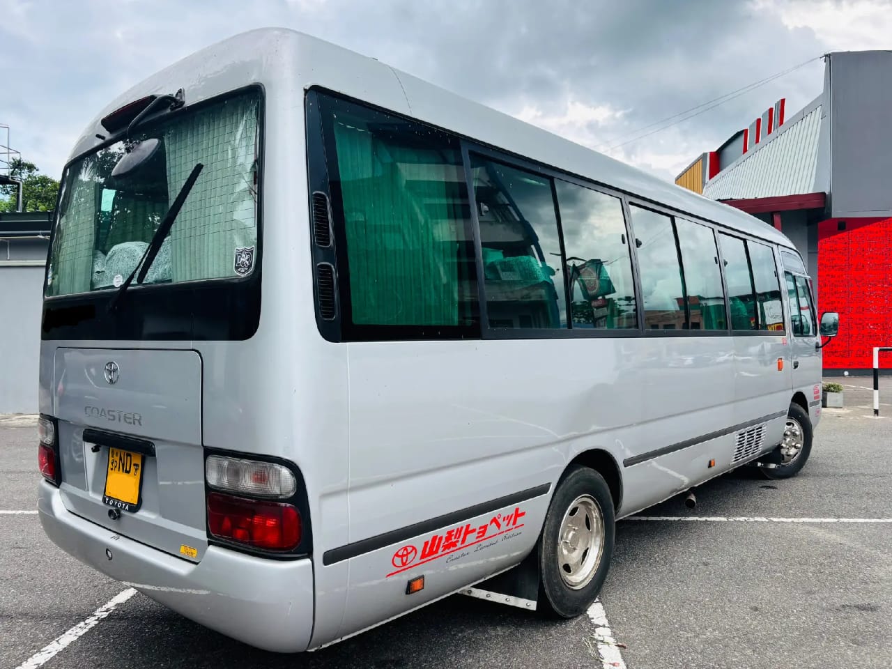 Toyota Coaster 2010 - Used Bus sale in Sri Lanka - patpat.lk