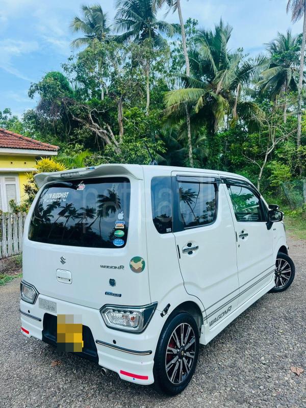 Suzuki Wagon R 2017 - பயன்படுத்தப்பட்டது கார் sale in Sri Lanka - patpat.lk