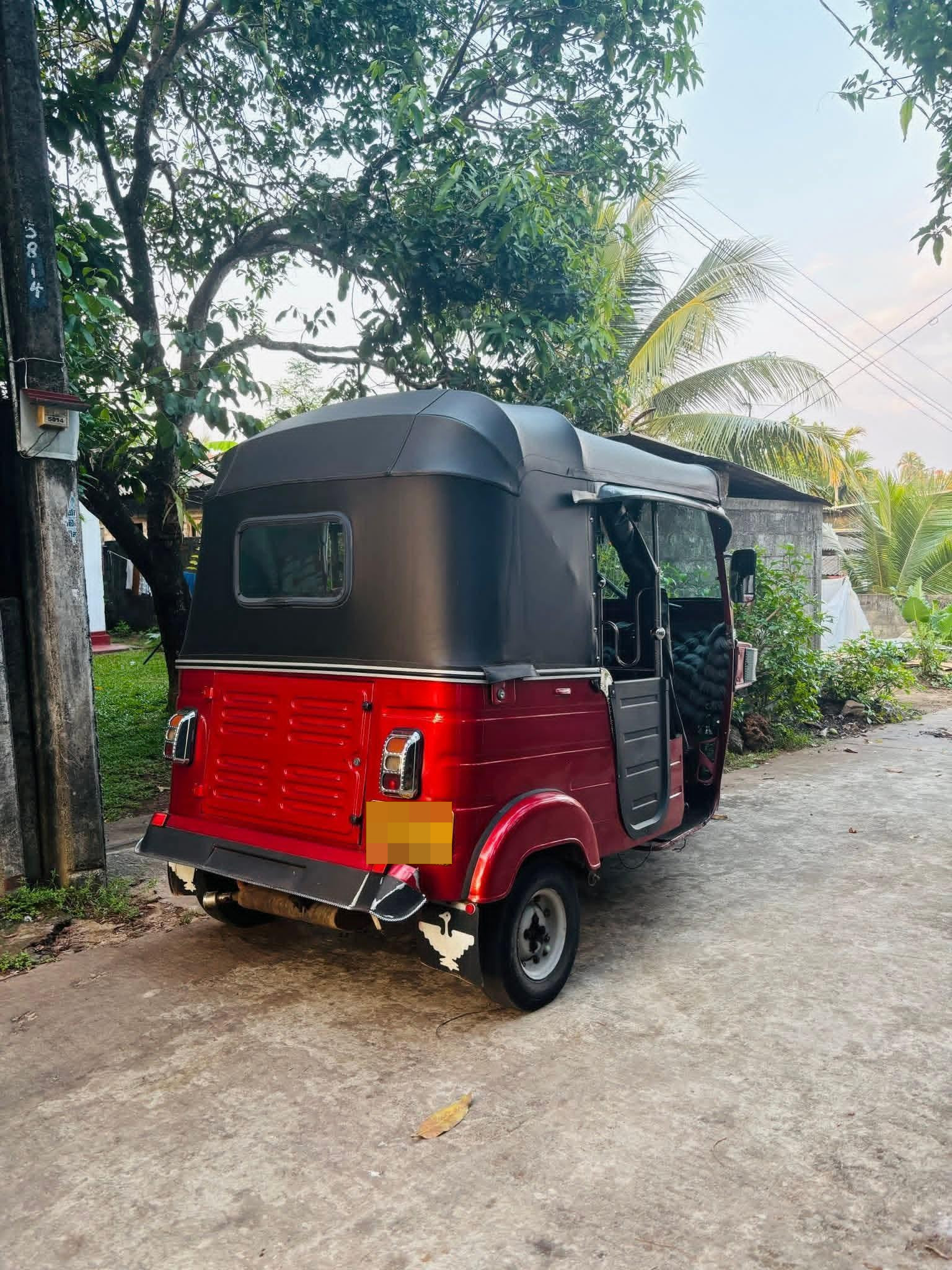 Bajaj Three Wheel 2013 - பயன்படுத்தப்பட்டது முச்சக்கர வண்டி sale in Sri Lanka - patpat.lk