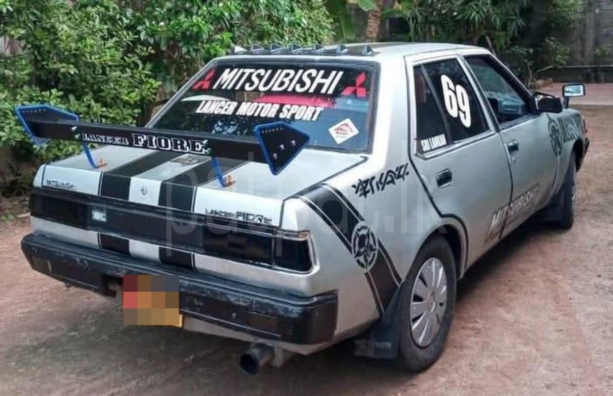Mitsubishi Lancer 1982 - பயன்படுத்தப்பட்டது கார் sale in Sri Lanka - patpat.lk