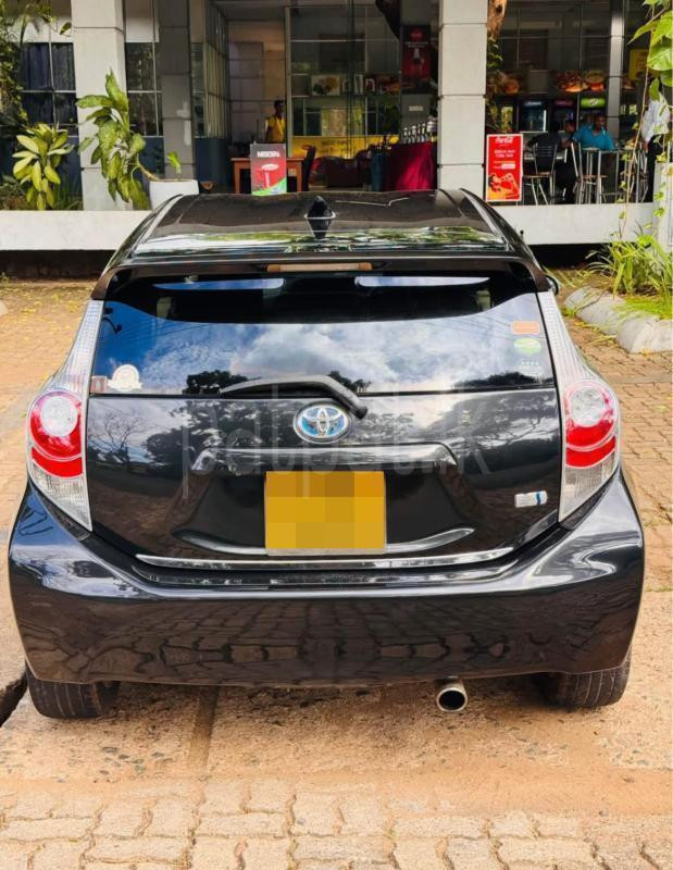 Toyota Aqua 2012 - பயன்படுத்தப்பட்டது கார் sale in Sri Lanka - patpat.lk