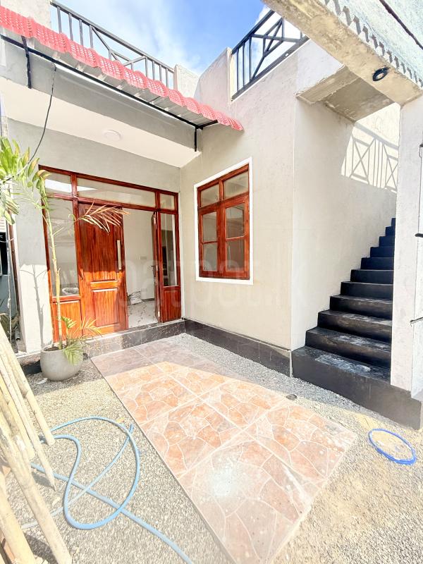 House for Sale in Wellampitiya ads-image-1