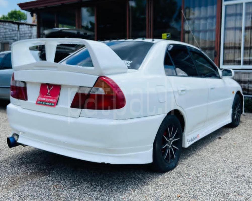 Mitsubishi Lancer 1996 - Used Car sale in Sri Lanka - patpat.lk