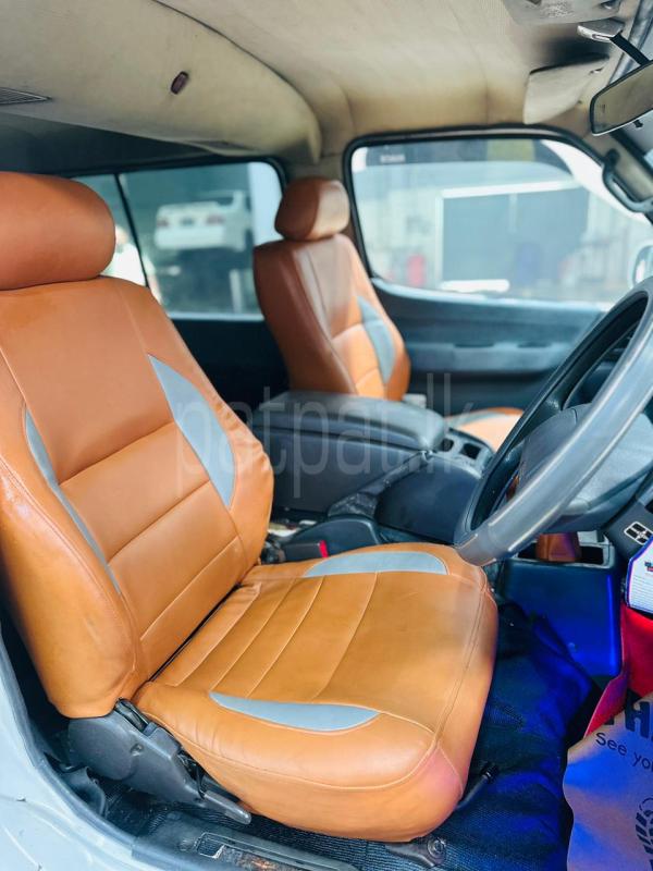 Toyota Hiace 1991 - Reconditioned Van sale in Sri Lanka - patpat.lk