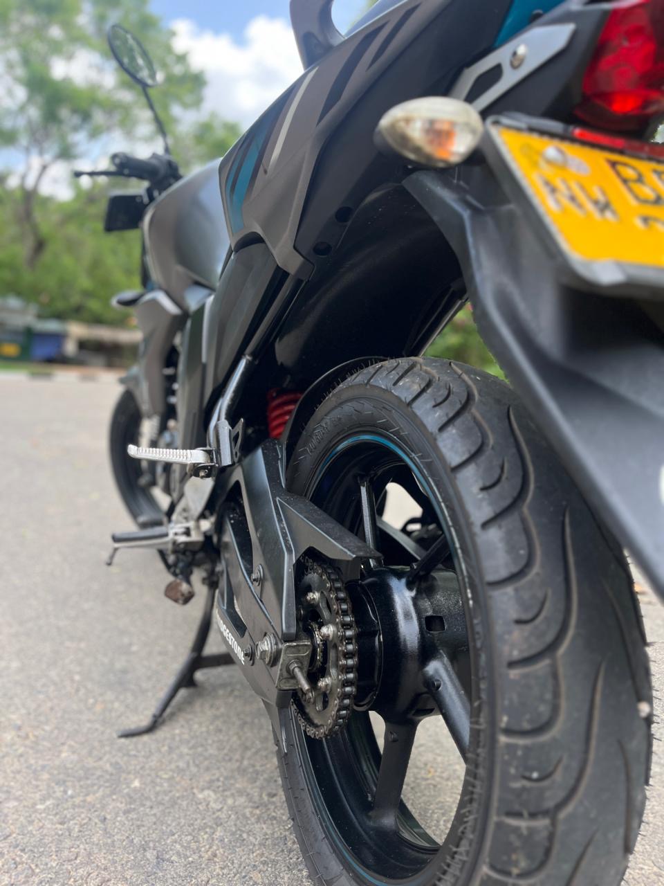 Yamaha FZ 2018 - Used Bike sale in Sri Lanka - patpat.lk