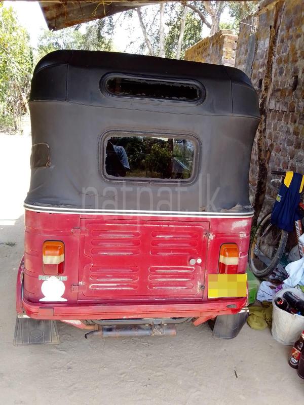 Bajaj 4 stroke 2013 - Used Three wheeler sale in Sri Lanka - patpat.lk