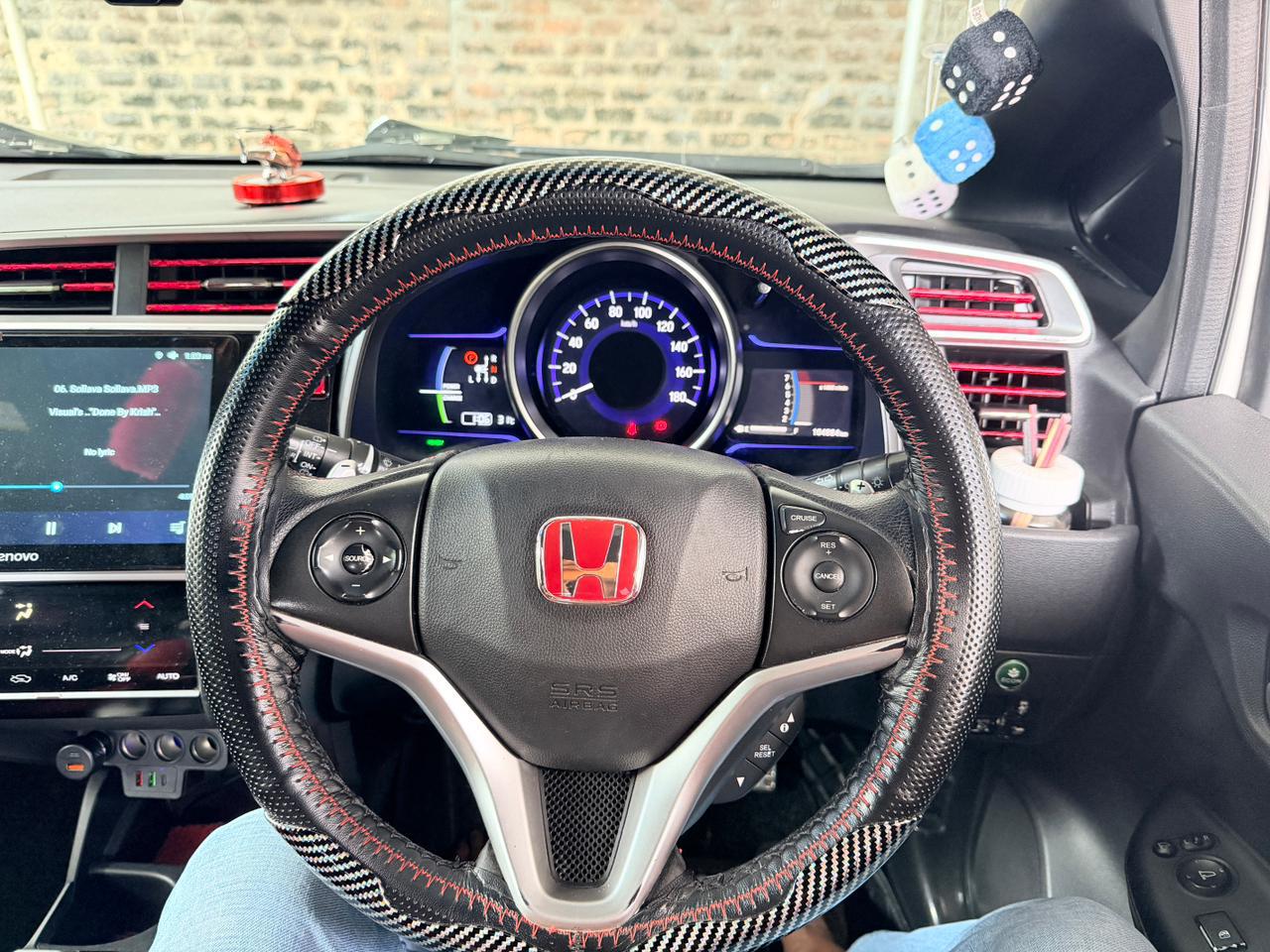 Honda Fit 2015 - භාවිතා කරන ලද කාර් sale in Sri Lanka - patpat.lk