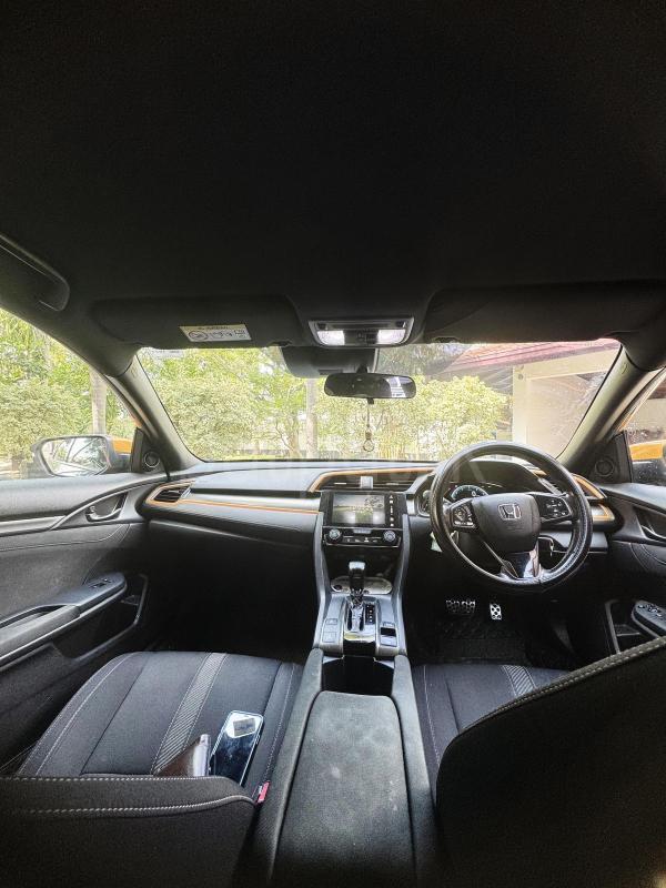 Honda Civic 2018 - Used Car sale in Sri Lanka - patpat.lk