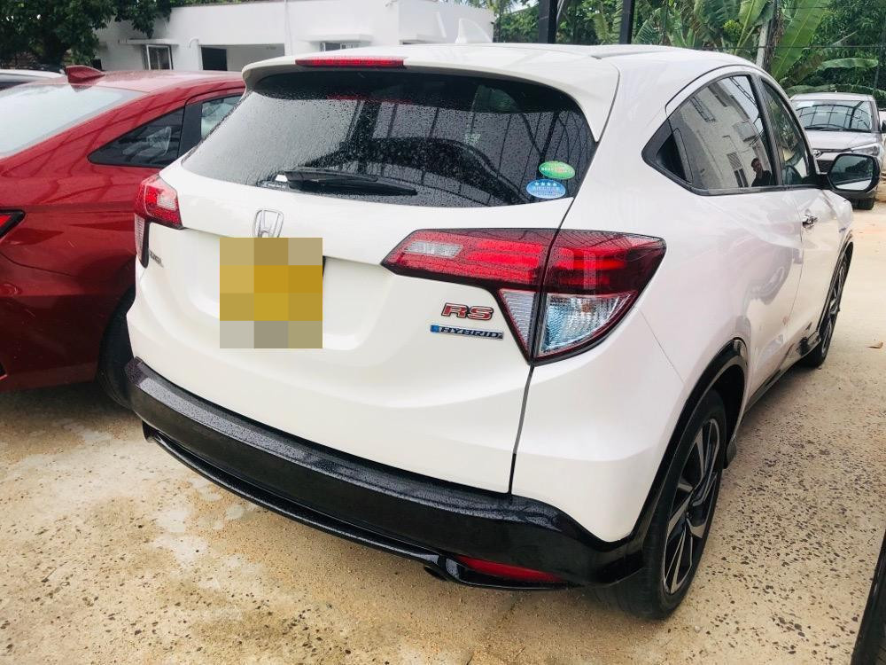 Honda Vezel 2016 - Used SUV sale in Sri Lanka - patpat.lk