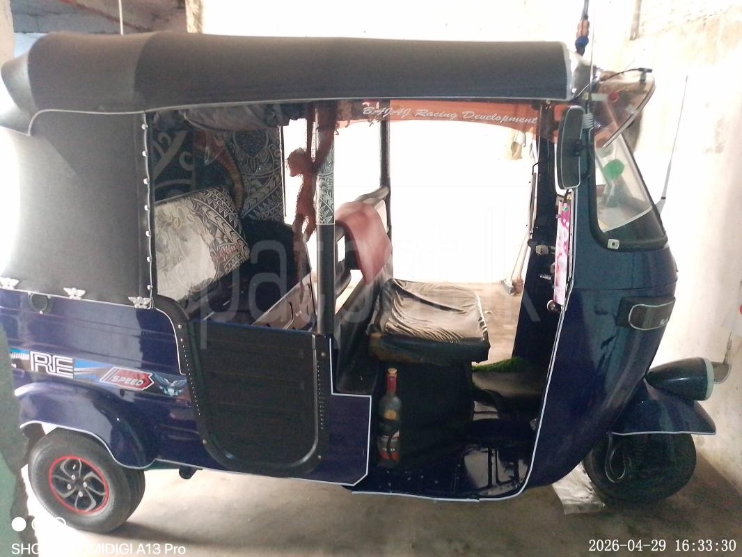 Bajaj Three Wheel 2010 - பயன்படுத்தப்பட்டது முச்சக்கர வண்டி sale in Sri Lanka - patpat.lk