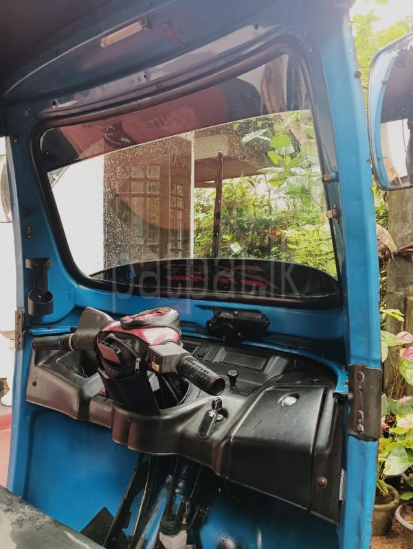 TVS Three Wheel 2015 - භාවිතා කරන ලද ත්‍රිරෝද රථය sale in Sri Lanka - patpat.lk