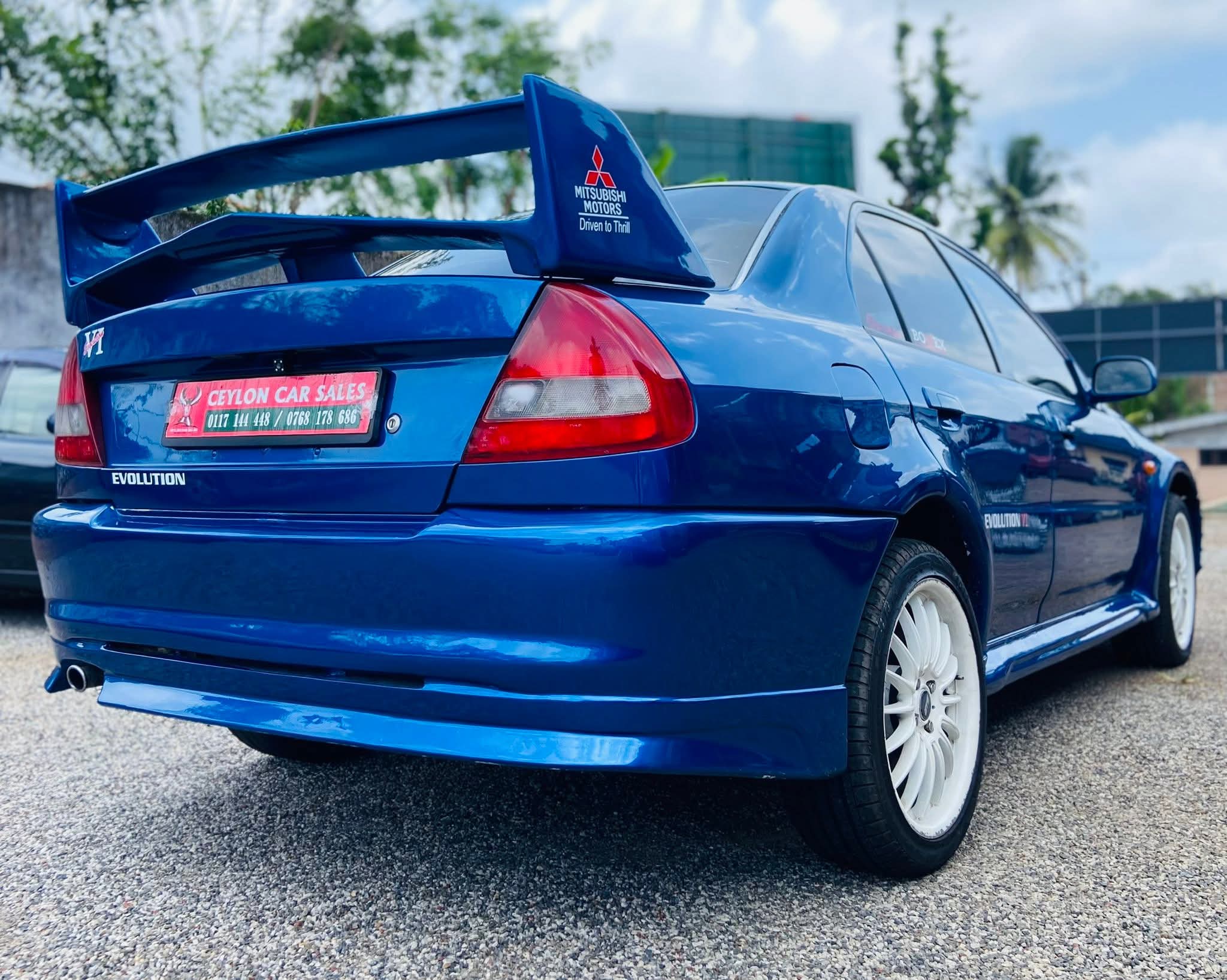 Mitsubishi Lancer 2001 - Used Car sale in Sri Lanka - patpat.lk