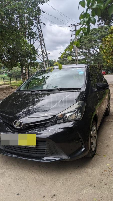 Toyota Vitz 2016 - பயன்படுத்தப்பட்டது கார் sale in Sri Lanka - patpat.lk
