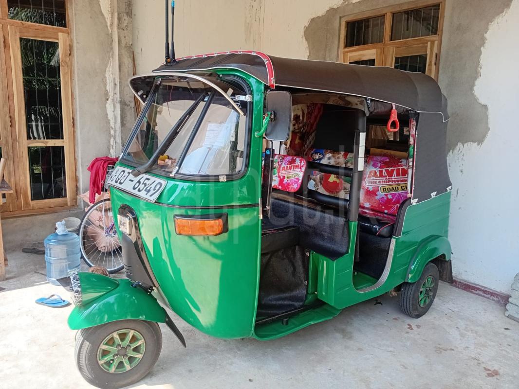 Bajaj 4 stroke 2006 - Used Three wheeler sale in Sri Lanka - patpat.lk