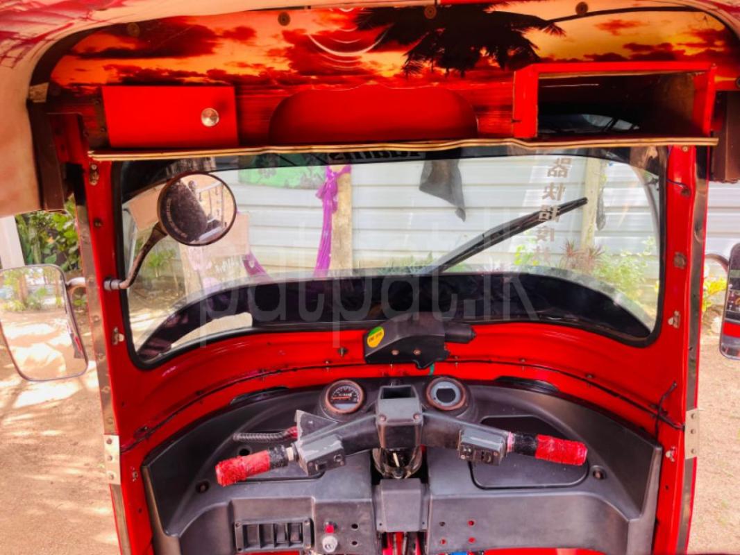 Bajaj Three Wheel 2012 - Used Three wheeler sale in Sri Lanka - patpat.lk