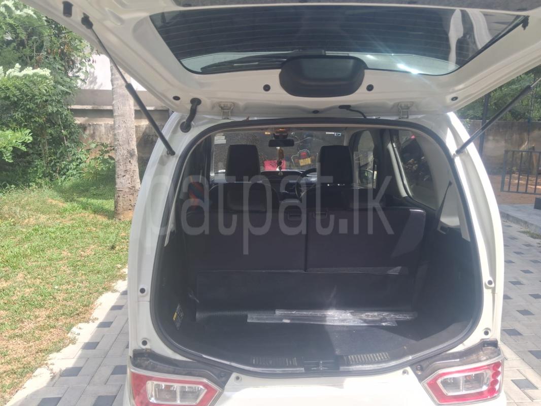 Advertisement image 6