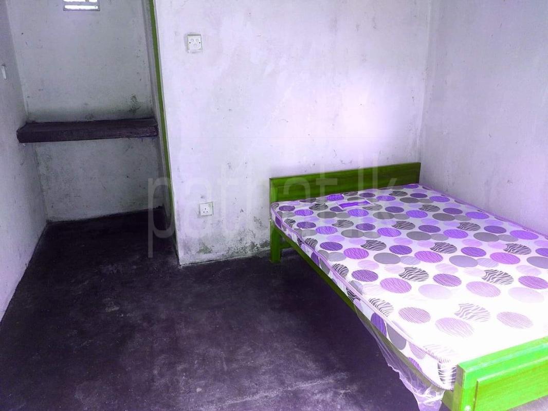 Room for Rent in Kadawatha