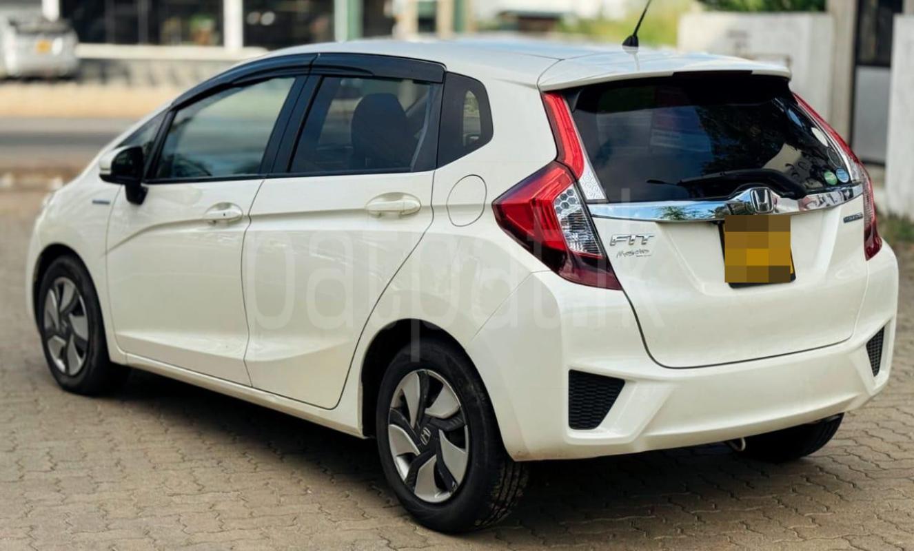 Honda Fit 2014 - பயன்படுத்தப்பட்டது கார் sale in Sri Lanka - patpat.lk