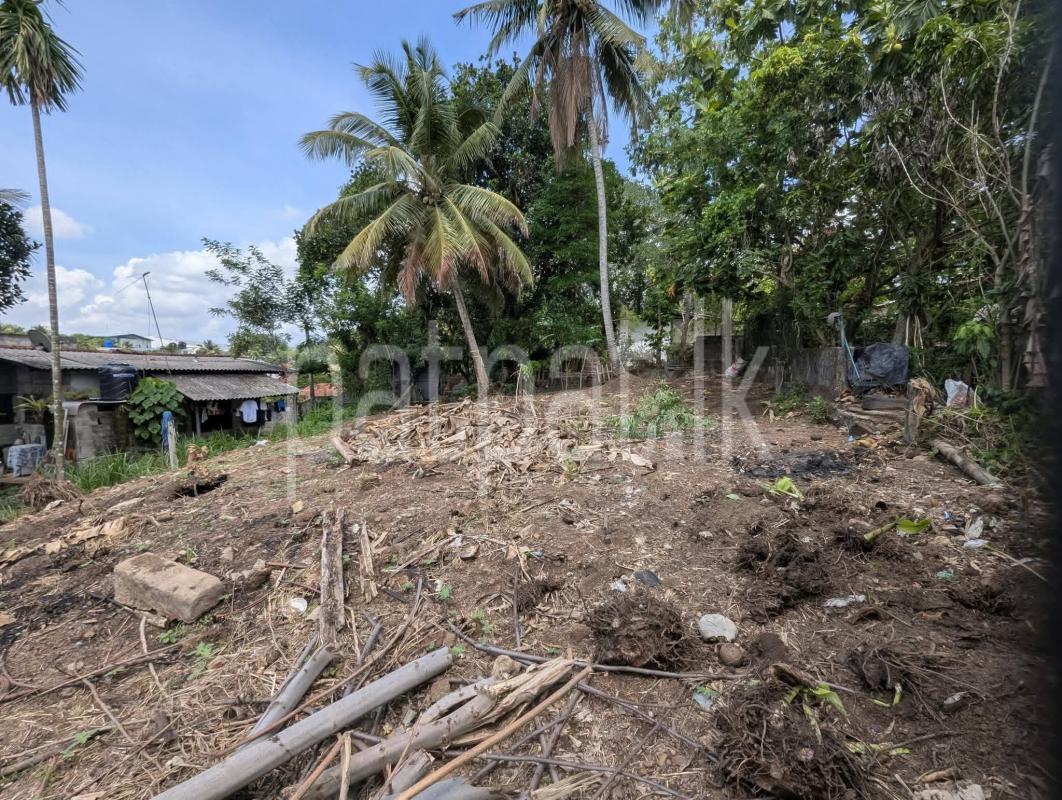 Residential Land for Sale in Kadawatha