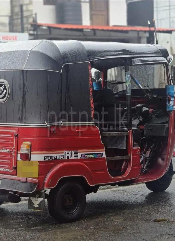 Bajaj 4 stroke 2011 - Used Three wheeler sale in Sri Lanka - patpat.lk