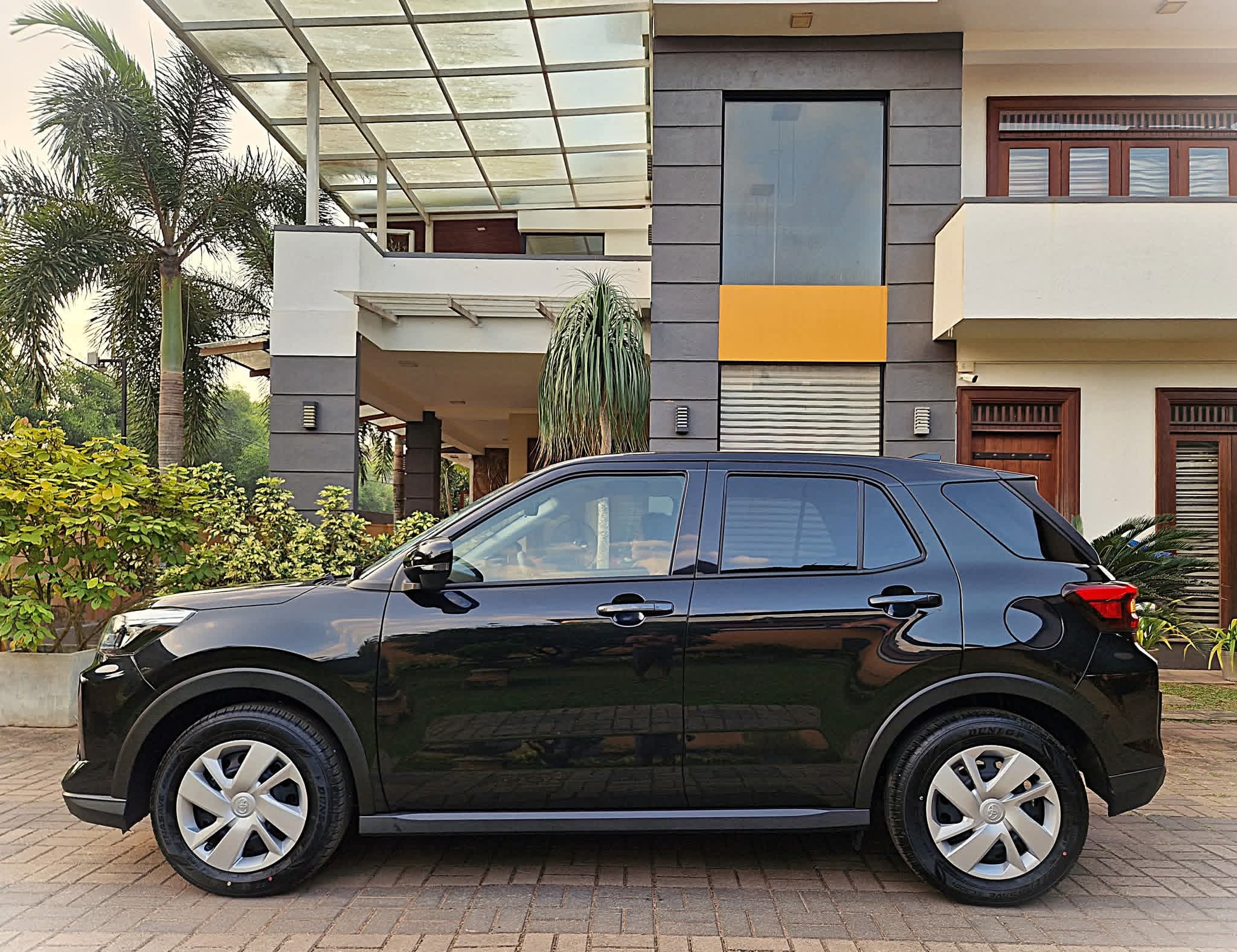 Toyota Raize 2025 - Brand New SUV sale in Sri Lanka - patpat.lk
