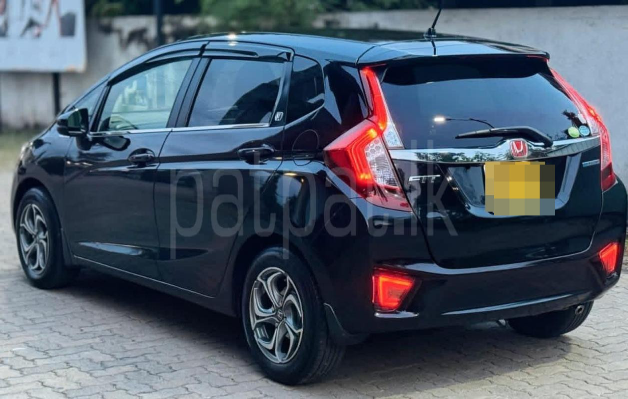 Honda Fit 2014 - பயன்படுத்தப்பட்டது கார் sale in Sri Lanka - patpat.lk