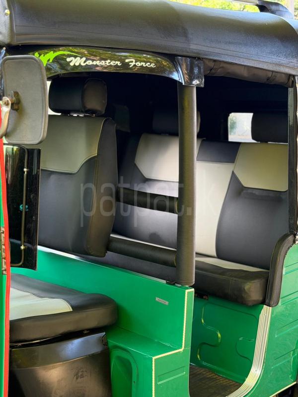 Bajaj 4 stroke 2016 - Used Three wheeler sale in Sri Lanka - patpat.lk