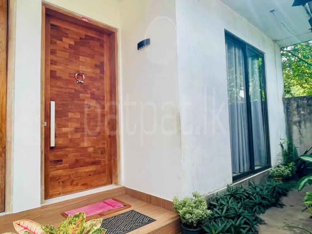 Advertisement image 6