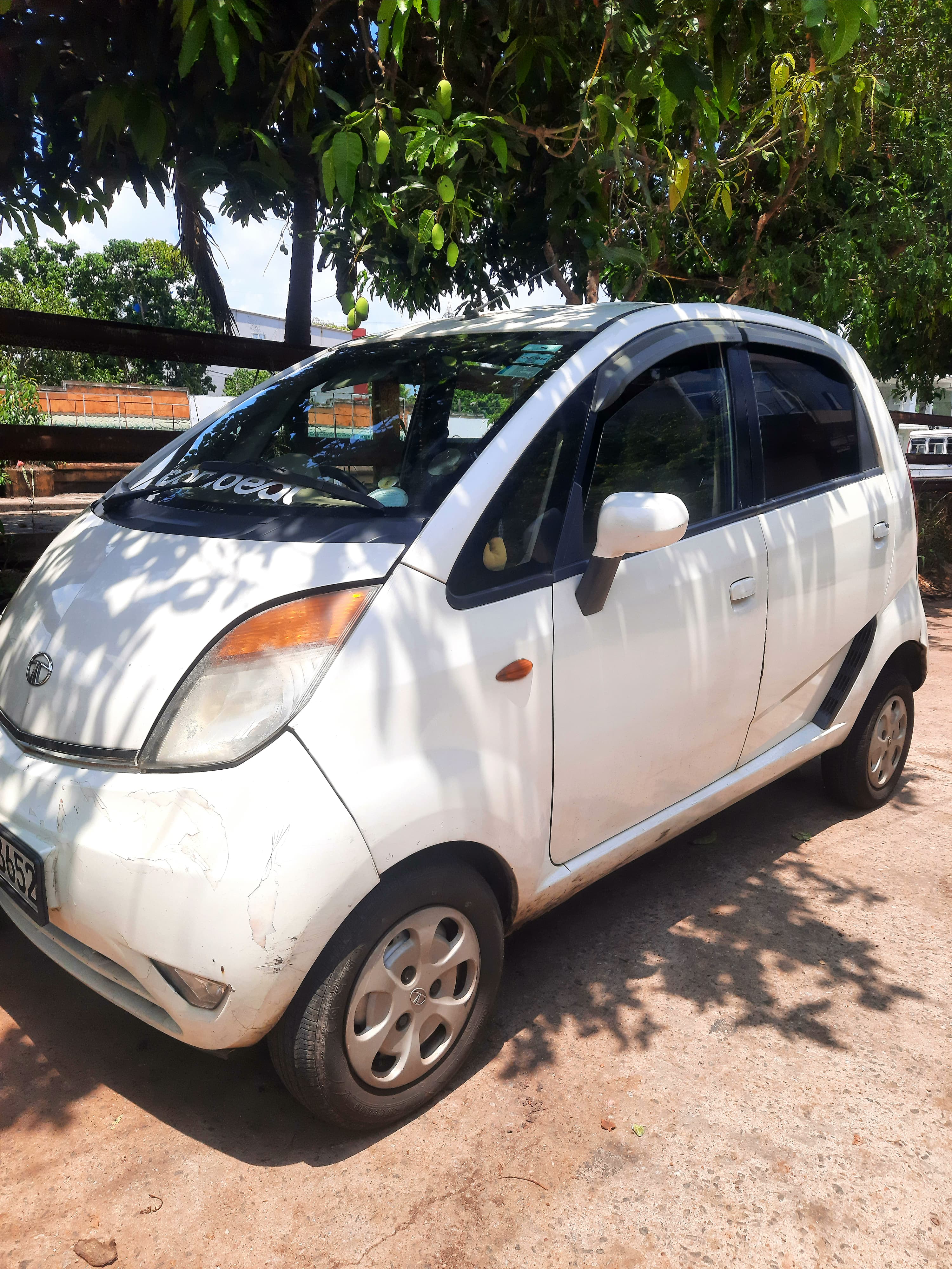 Tata Nano 2015 - பயன்படுத்தப்பட்டது கார் sale in Sri Lanka - patpat.lk