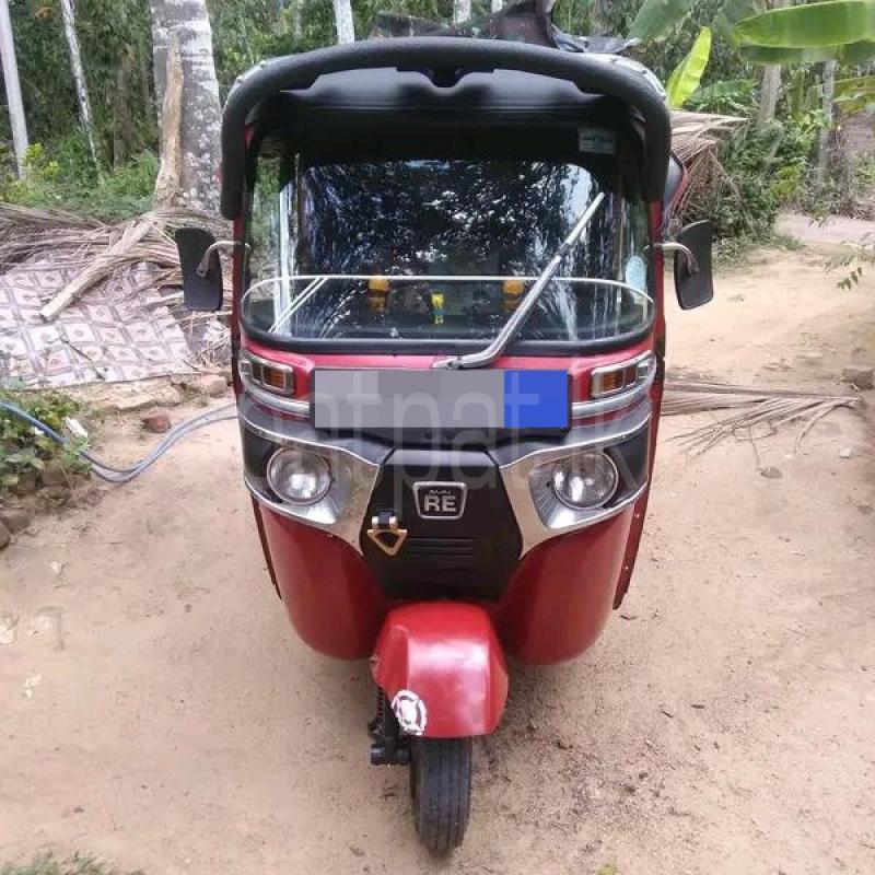 Bajaj Three Wheel 2018 - பயன்படுத்தப்பட்டது முச்சக்கர வண்டி sale in Sri Lanka - patpat.lk