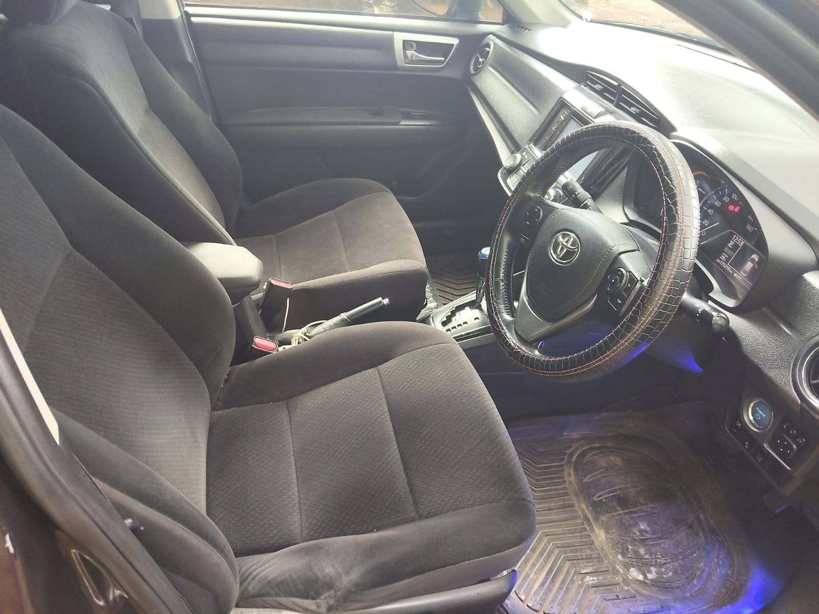 Toyota Axio 2015 - மறுசீரமைக்கப்பட்டது கார் sale in Sri Lanka - patpat.lk