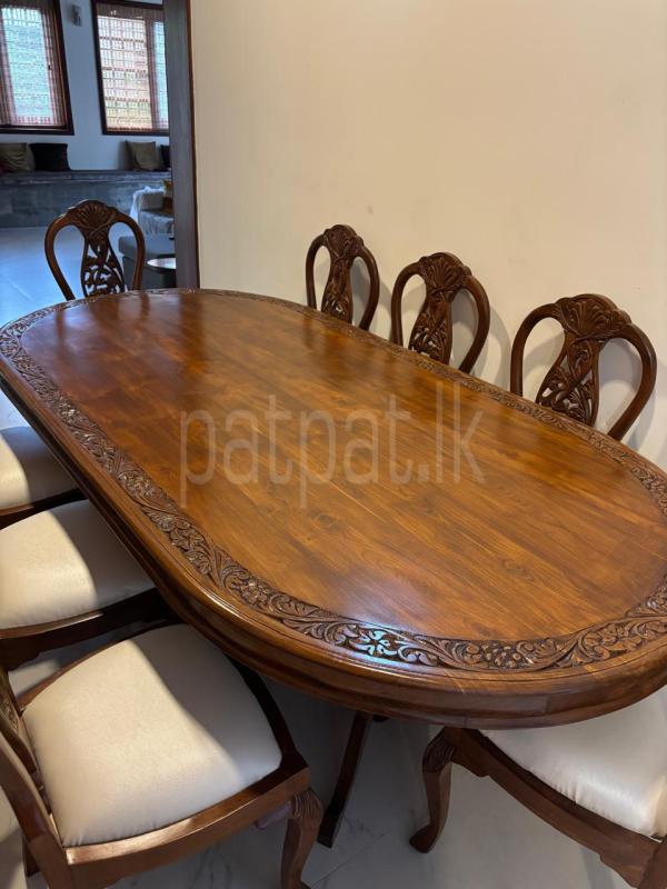 Dinning Table