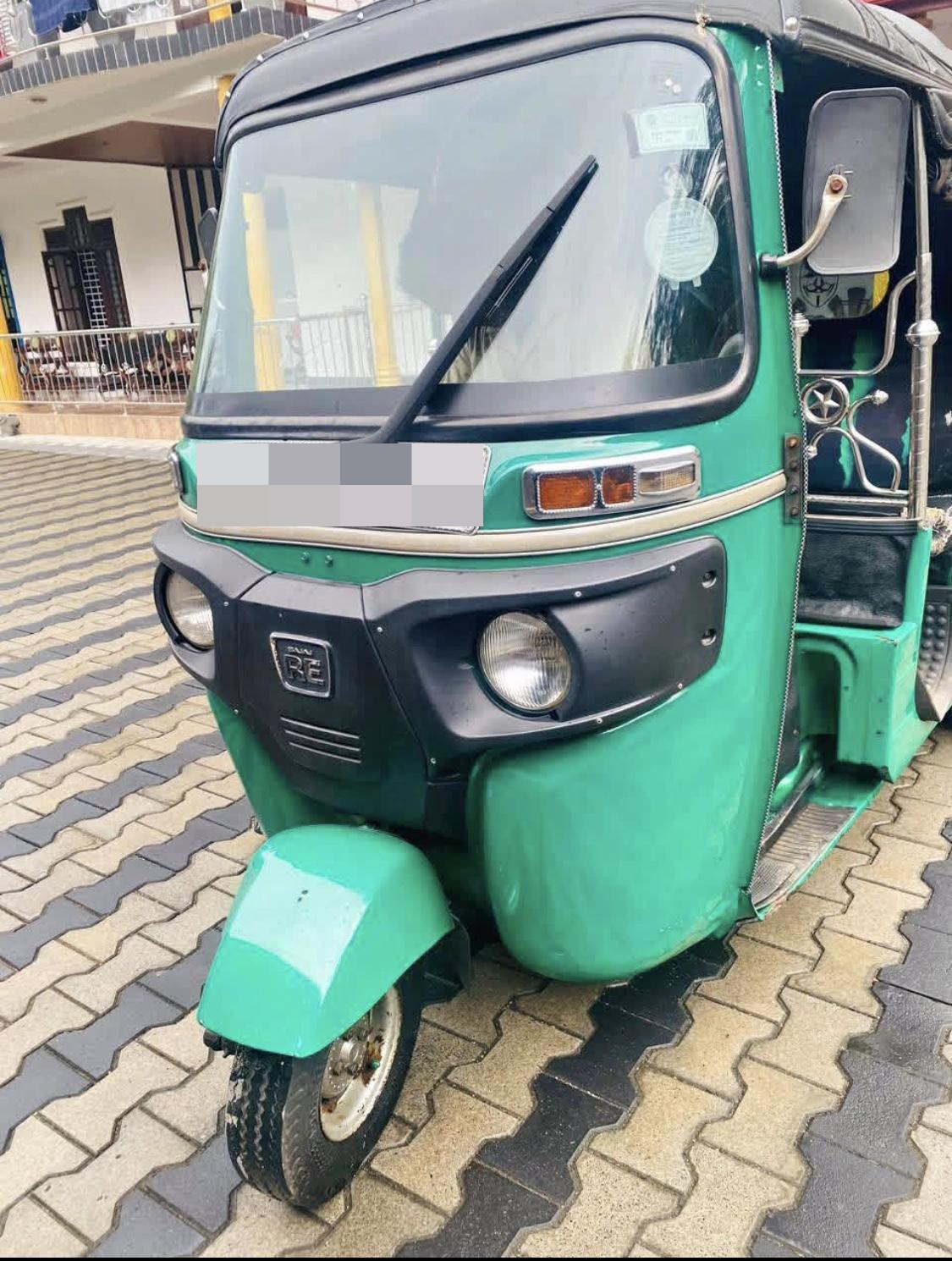 Bajaj Three Wheel 2013 - Used Three wheeler sale in Sri Lanka - patpat.lk