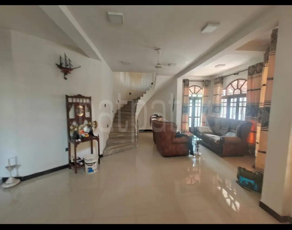 House for Sale in Handapangoda