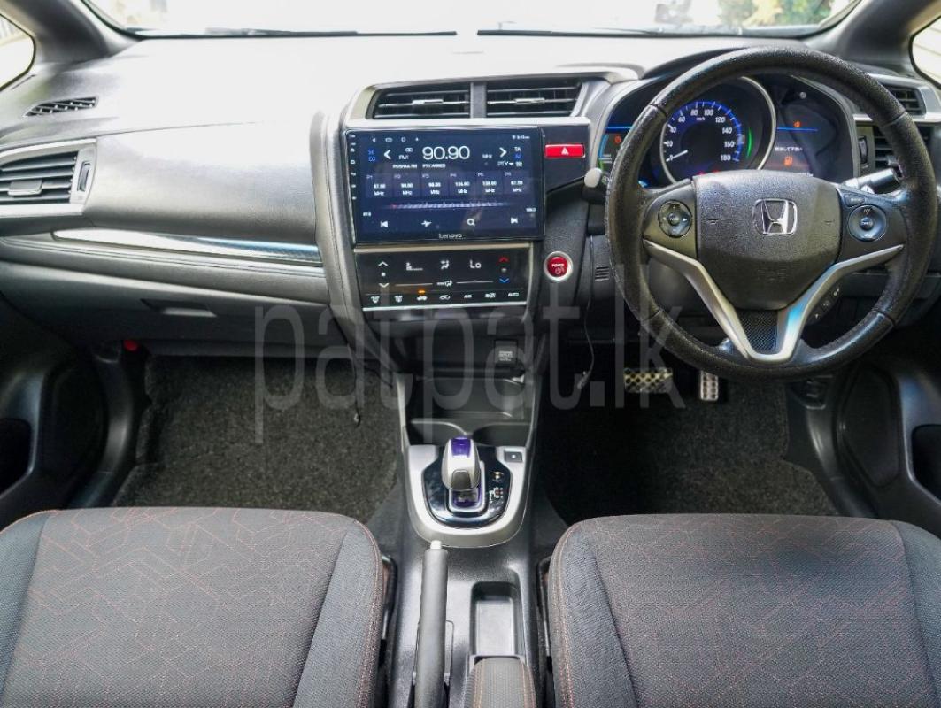 Advertisement image 4