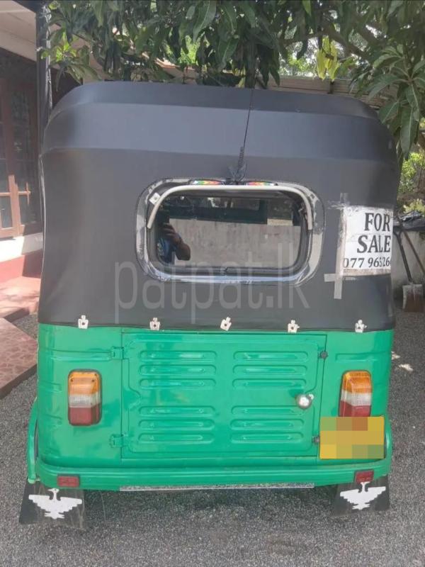 Bajaj 2 stroke 2005 - භාවිතා කරන ලද ත්‍රිරෝද රථය sale in Sri Lanka - patpat.lk