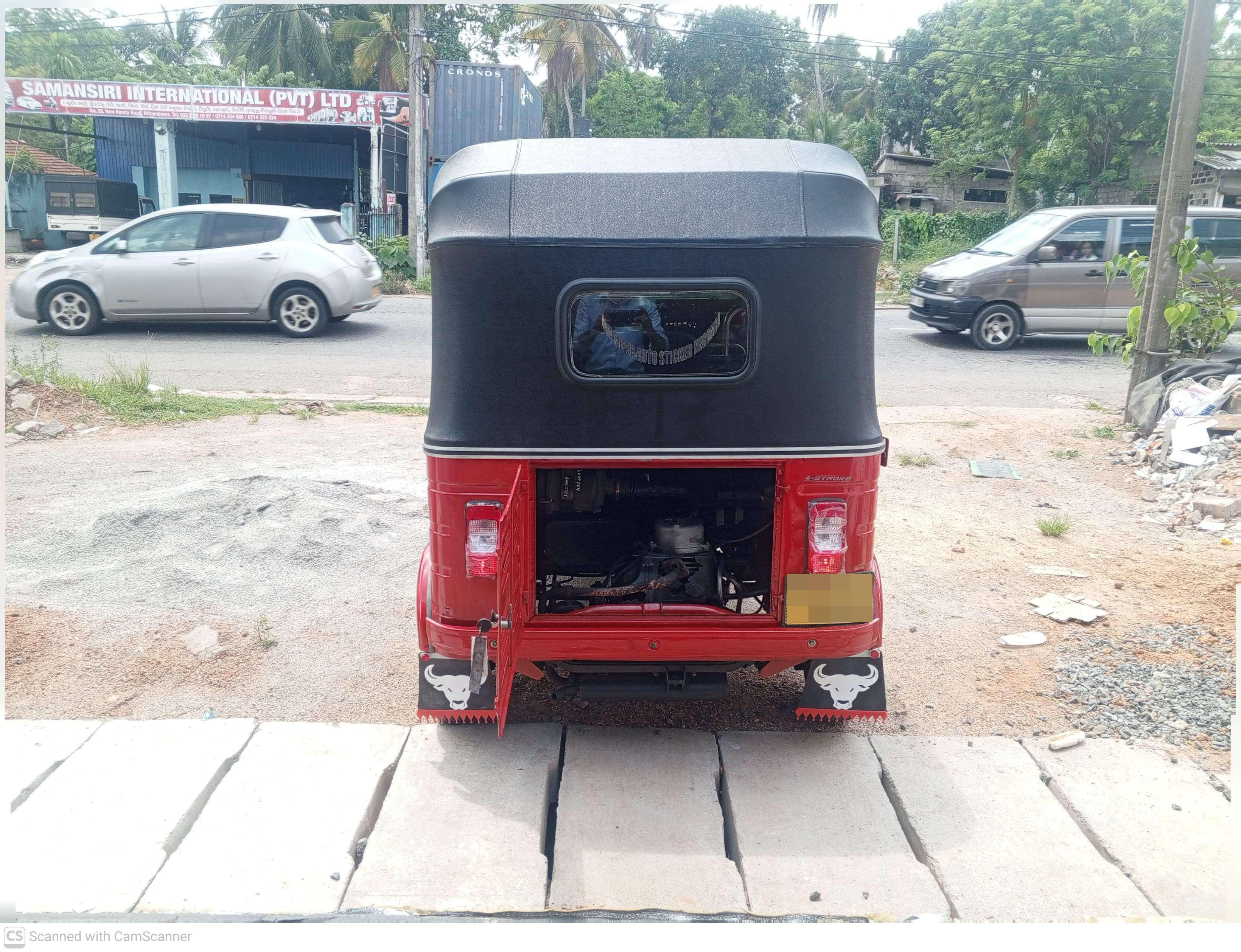 Bajaj Three Wheel 2015 - භාවිතා කරන ලද ත්‍රිරෝද රථය sale in Sri Lanka - patpat.lk